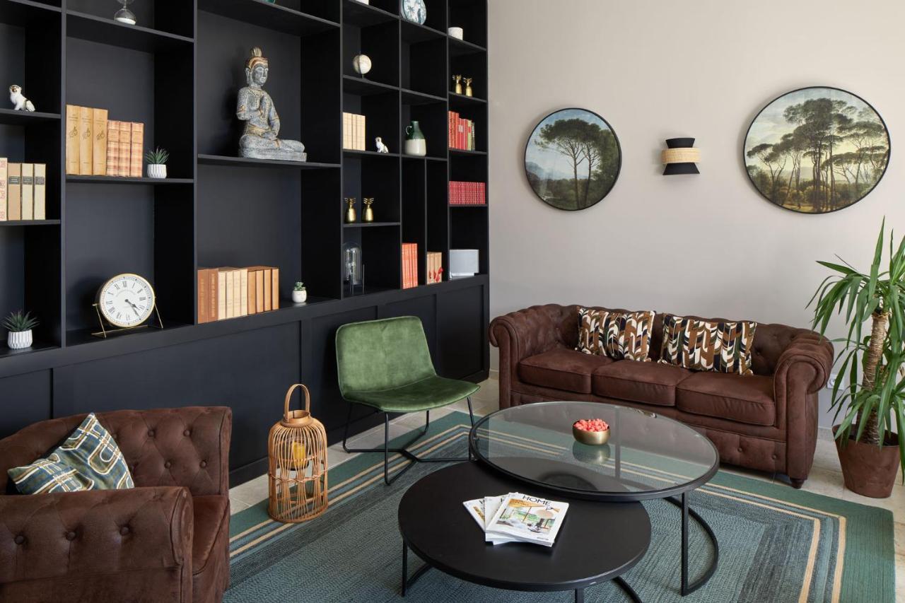 Hotel Saint-Alban Nézignan-lʼÉvêque エクステリア 写真